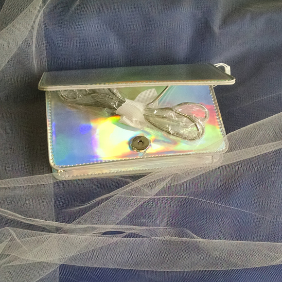 Urban Expressions Luxe Mirror Clutch - Picture 4 of 6